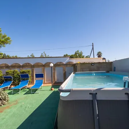 Holiday home Blue House In Con Piscina Torre Lapillo